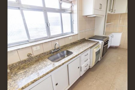 Apartamento para alugar com 70m², 2 quartos e 1 vagaCozinha