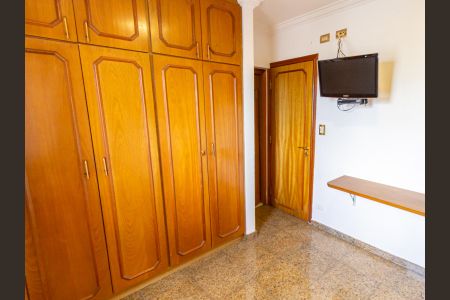 Apartamento para alugar com 70m², 2 quartos e 1 vagaSuíte