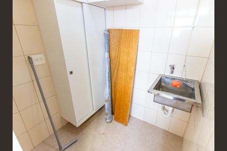 Apartamento para alugar com 70m², 2 quartos e 1 vagaÁrea de Serviço