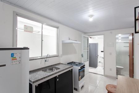 Cozinha de kitnet/studio para alugar com 1 quarto, 27m² em São João Batista, Belo Horizonte