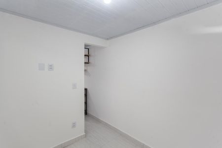 Quarto de kitnet/studio para alugar com 1 quarto, 27m² em São João Batista, Belo Horizonte