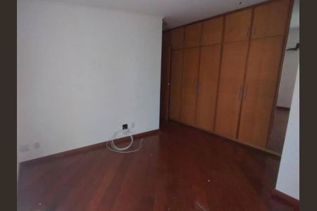 Apartamento à venda com 225m², 4 quartos e 4 vagasFoto 22