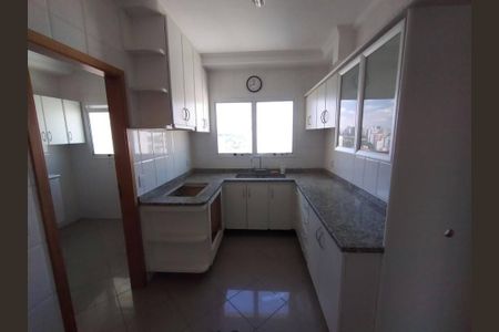 Apartamento à venda com 225m², 4 quartos e 4 vagasFoto 28