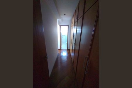 Apartamento à venda com 225m², 4 quartos e 4 vagasFoto 29