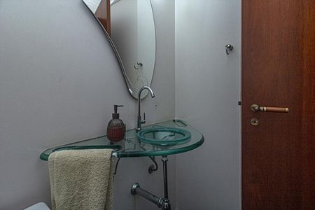 Apartamento à venda com 185m², 3 quartos e 3 vagas Apartamento à venda com 185m², 3 quartos e 3 vagaslavabo_3