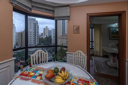 Apartamento à venda com 185m², 3 quartos e 3 vagas Apartamento à venda com 185m², 3 quartos e 3 vagassala de almoço_2