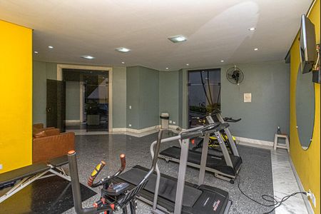 Apartamento à venda com 185m², 3 quartos e 3 vagas Apartamento à venda com 185m², 3 quartos e 3 vagassalão de festas_2