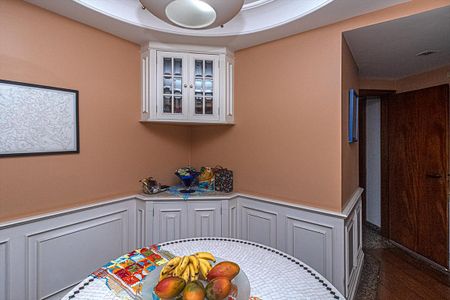 Apartamento à venda com 185m², 3 quartos e 3 vagas Apartamento à venda com 185m², 3 quartos e 3 vagassala de almoço_4