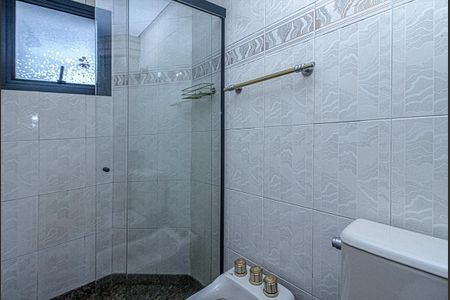 Apartamento à venda com 185m², 3 quartos e 3 vagas Apartamento à venda com 185m², 3 quartos e 3 vagasbanheiro na suíte 1_2