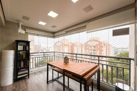 Apartamento à venda com 93m², 2 quartos e 2 vagasSacada