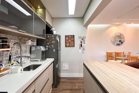 Apartamento à venda com 93m², 2 quartos e 2 vagasCozinha