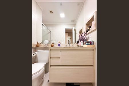 Apartamento à venda com 93m², 2 quartos e 2 vagasBanheiro da Suíte 2