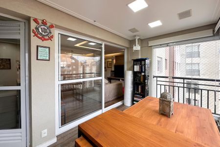 Apartamento à venda com 93m², 2 quartos e 2 vagasSacada