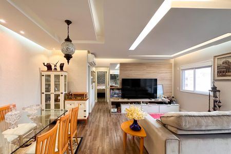 Apartamento à venda com 93m², 2 quartos e 2 vagasSala