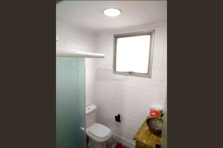 Banheiro de apartamento à venda com 2 quartos, 75m² em Vila Zanardi, Guarulhos