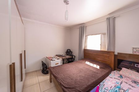 Casa à venda com 170m², 3 quartos e 2 vagasQuarto 3