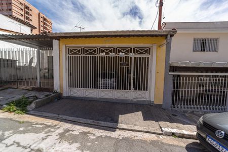 Casa à venda com 170m², 3 quartos e 2 vagasFachada