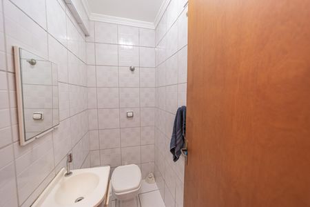 Casa à venda com 170m², 3 quartos e 2 vagasLavabo