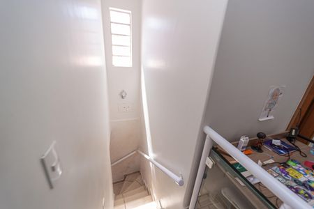 Casa à venda com 170m², 3 quartos e 2 vagasCorredor