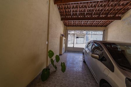 Casa à venda com 170m², 3 quartos e 2 vagasGaragem