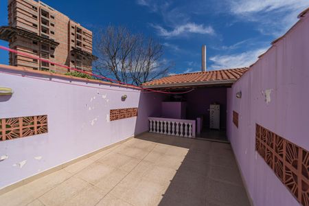 Casa à venda com 170m², 3 quartos e 2 vagasTerraço