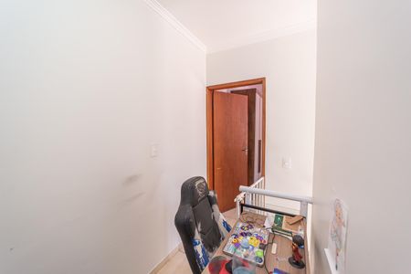 Casa à venda com 170m², 3 quartos e 2 vagasCorredor