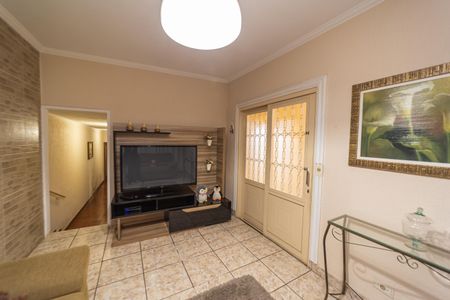 Casa à venda com 170m², 3 quartos e 2 vagasSala