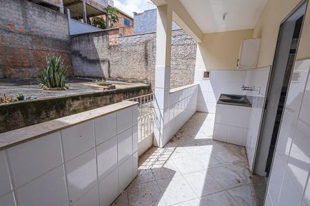 Casa à venda com 160m², 3 quartos e 1 vaga Casa à venda com 160m², 3 quartos e 1 vagaarea de serviço