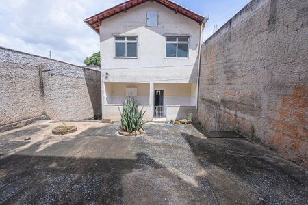 Casa à venda com 160m², 3 quartos e 1 vaga Casa à venda com 160m², 3 quartos e 1 vagaquiantal / garagem