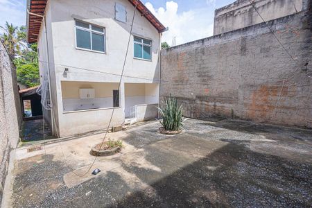 Casa à venda com 160m², 3 quartos e 1 vaga Casa à venda com 160m², 3 quartos e 1 vagaquiantal / garagem