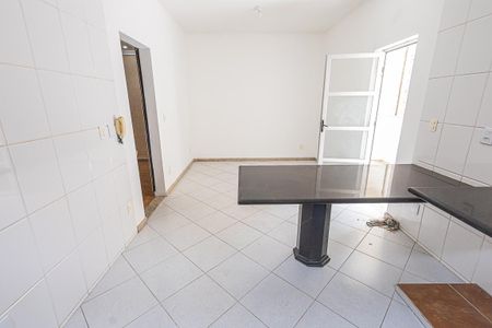 Casa à venda com 160m², 3 quartos e 1 vaga Casa à venda com 160m², 3 quartos e 1 vagacozinha