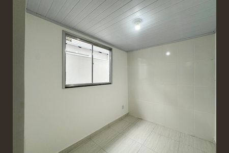 Quarto de kitnet/studio para alugar com 1 quarto, 27m² em São João Batista, Belo Horizonte