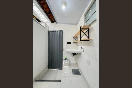 Área de Serviço de kitnet/studio para alugar com 1 quarto, 27m² em São João Batista, Belo Horizonte