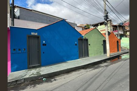 Fachada de kitnet/studio para alugar com 1 quarto, 27m² em São João Batista, Belo Horizonte