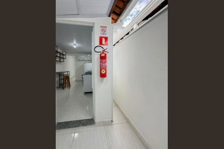 Área de Serviço de kitnet/studio para alugar com 1 quarto, 27m² em São João Batista, Belo Horizonte