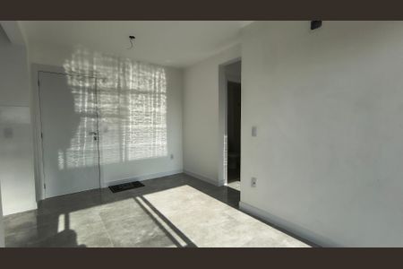 Sala de apartamento à venda com 2 quartos, 53m² em Recreio dos Bandeirantes, Rio de Janeiro