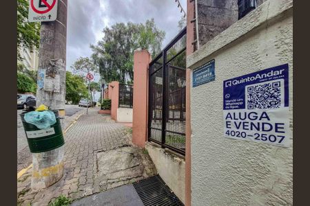 Apartamento à venda com 56m², 2 quartos e 1 vagaFachada - Plaquinha