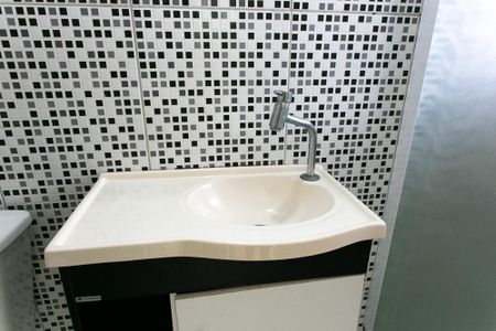 Casa à venda com 98m², 2 quartos e sem vagaBanheiro da Suíte