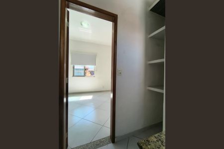 Casa de condomínio à venda com 100m², 1 quarto e 3 vagasQuarto