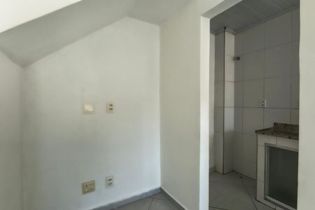 Casa de condomínio à venda com 100m², 1 quarto e 3 vagasSala