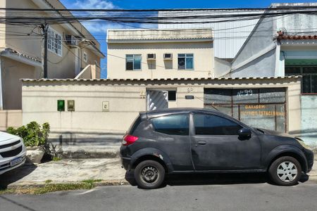 Casa de condomínio à venda com 100m², 1 quarto e 3 vagasFachada