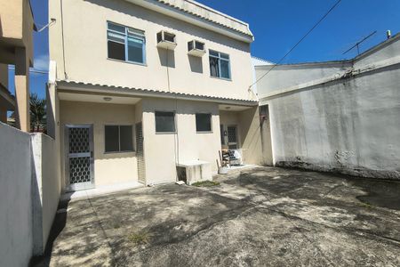 Casa de condomínio à venda com 100m², 1 quarto e 3 vagasQuintal 