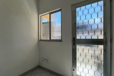 Casa de condomínio à venda com 100m², 1 quarto e 3 vagasSala