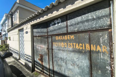 Casa de condomínio à venda com 100m², 1 quarto e 3 vagasFachada