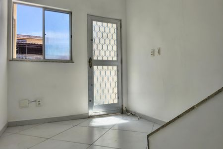 Casa de condomínio à venda com 100m², 1 quarto e 3 vagasSala