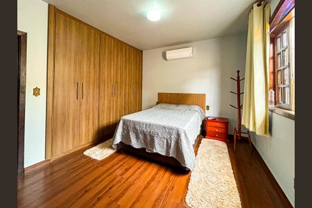 Casa à venda com 3 quartos, 181m² em Santa Amelia, Belo Horizonte