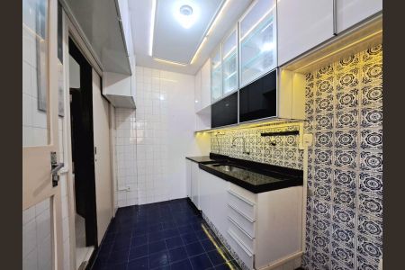 Apartamento à venda com 95m², 3 quartos e 2 vagasCozinha