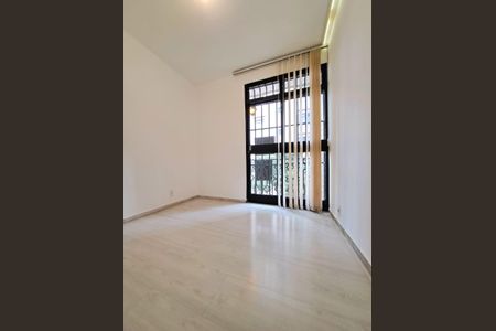 Apartamento à venda com 95m², 3 quartos e 2 vagasQuarto 2