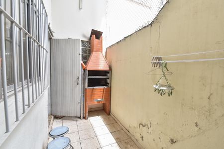 Casa para alugar com 80m², 2 quartos e 1 vaga Casa para alugar com 80m², 2 quartos e 1 vagaChurrasqueira