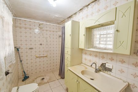 Casa para alugar com 80m², 2 quartos e 1 vaga Casa para alugar com 80m², 2 quartos e 1 vagaBanheiro da suíte